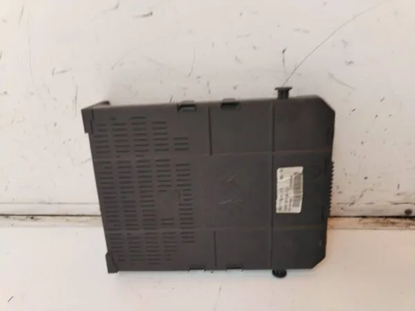 CAJA RELES / FUSIBLES 113430