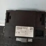 CAJA RELES / FUSIBLES 110644