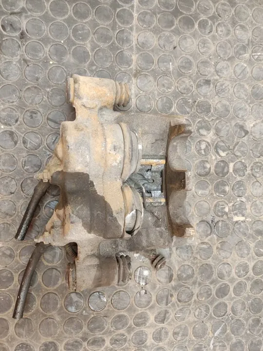 PINZA DE FRENO DELANTERA IZQUIERDA 105765