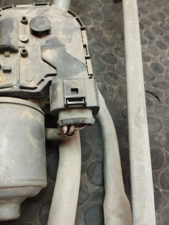 MOTOR LIMPIA DELANTERO 107908
