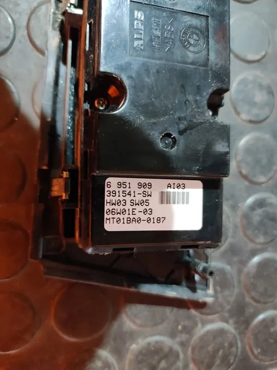 MANDO ELEVALUNAS DELANTERO IZQUIERDO 109147