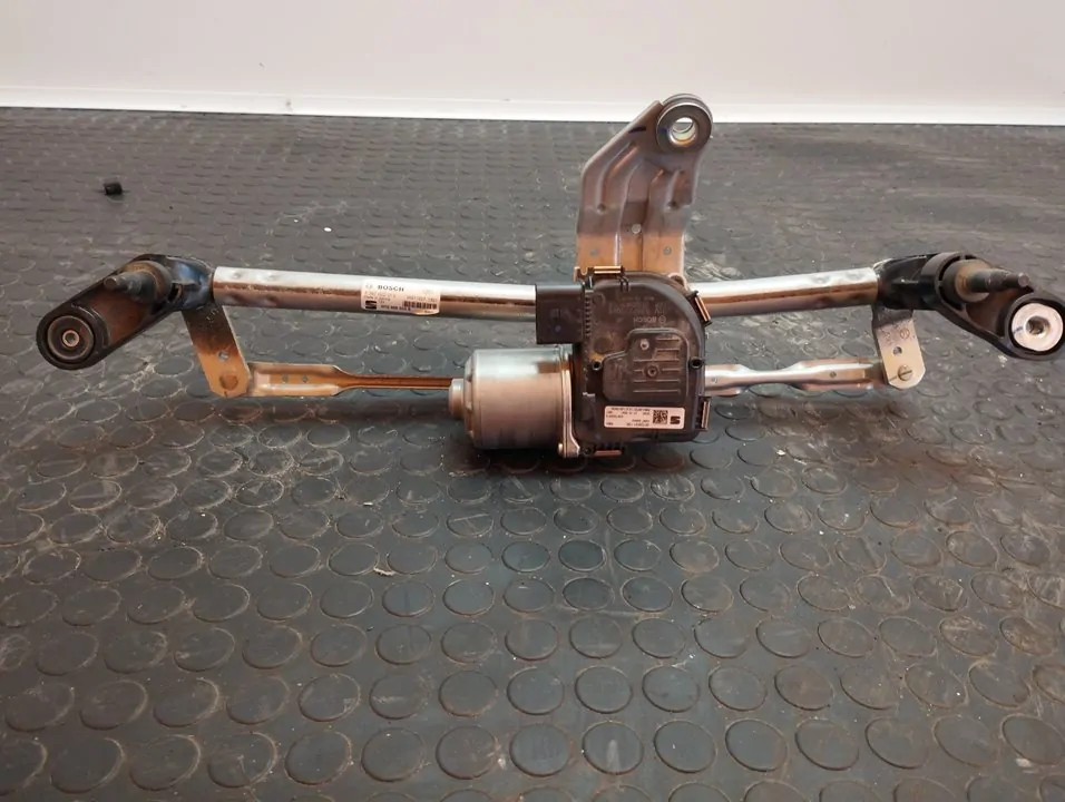 MOTOR LIMPIA DELANTERO 104968