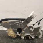 CERRADURA PUERTA TRASERA DERECHA 106775