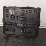 CAJA RELES / FUSIBLES 111808