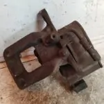 PINZA DE FRENO TRASERA DERECHA 115117