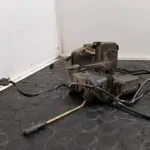CERRADURA PUERTA DELANTERA IZQUIERDA 111718