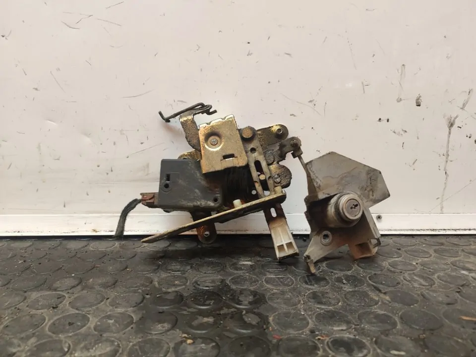 CERRADURA MALETERO / PORTON 107309