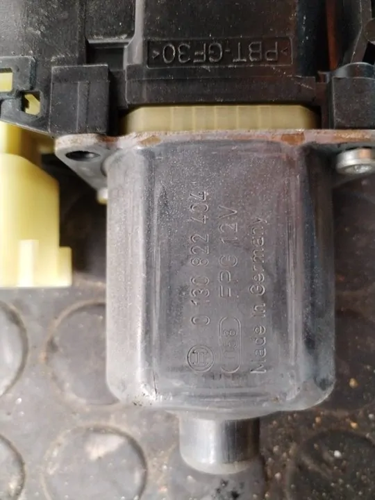 MOTOR ELEVALUNAS DELANTERO IZQUIERDO 110882