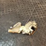 CERRADURA PUERTA DELANTERA DERECHA 106326