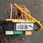 CAJA RELES / FUSIBLES 106010