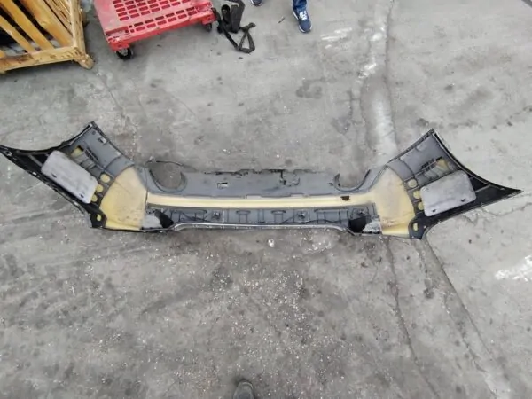 PARAGOLPES TRASERO 112792