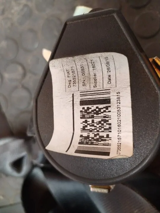 CINTURON SEGURIDAD DELANTERO DERECHO 111061