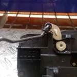 CERRADURA PUERTA TRASERA DERECHA 92371