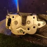 CERRADURA PUERTA DELANTERA DERECHA 99558