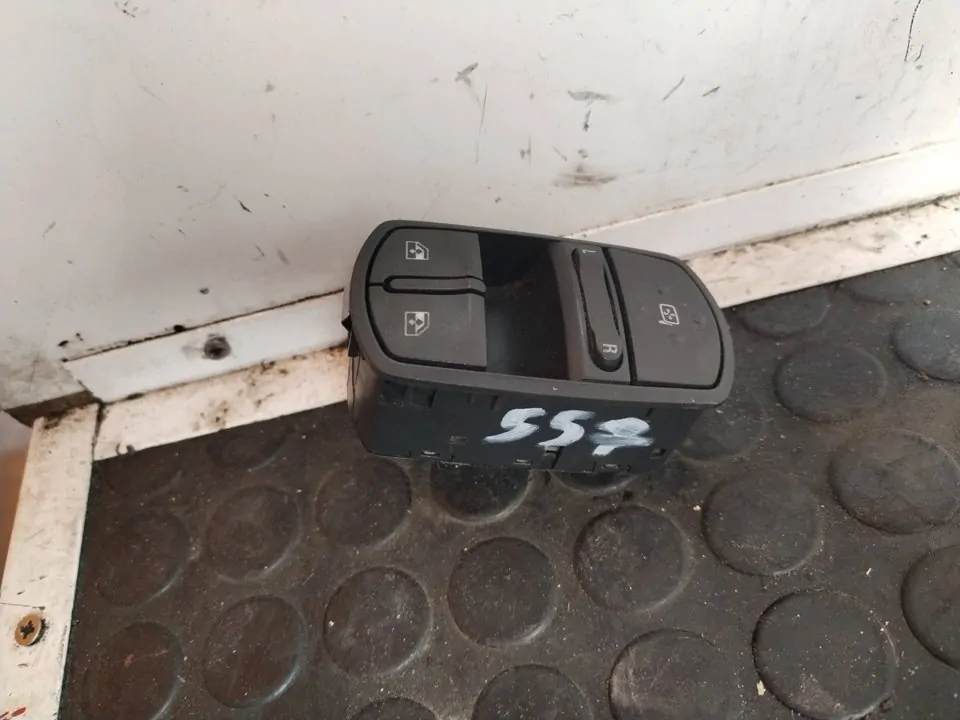 MANDO ELEVALUNAS DELANTERO IZQUIERDO 113215