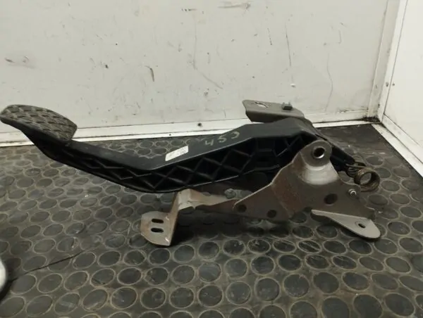 PEDAL FRENO 110521