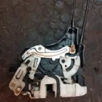 CERRADURA PUERTA DELANTERA DERECHA 107167