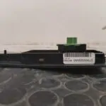 MANDO ELEVALUNAS DELANTERO DERECHO 111635