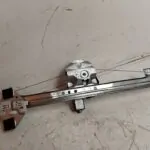 ELEVALUNAS DELANTERO DERECHO 113799