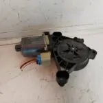 MOTOR ELEVALUNAS DELANTERO IZQUIERDO 113694