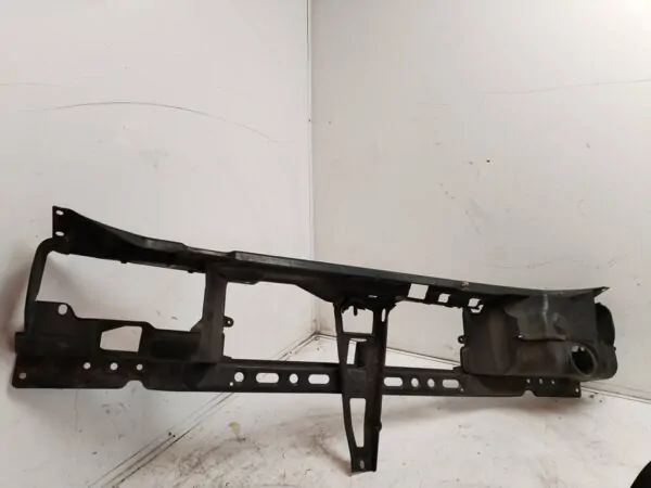 REFUERZO PARAGOLPES DELANTERO 114210