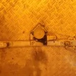 ELEVALUNAS DELANTERO DERECHO 100027
