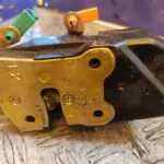 CERRADURA PUERTA TRASERA IZQUIERDA 99699