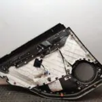 GUARNECIDO PUERTA TRASERA DERECHA 105682