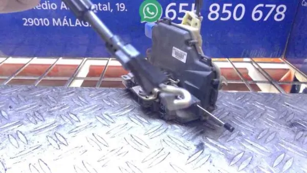 CERRADURA PUERTA TRASERA IZQUIERDA 92200