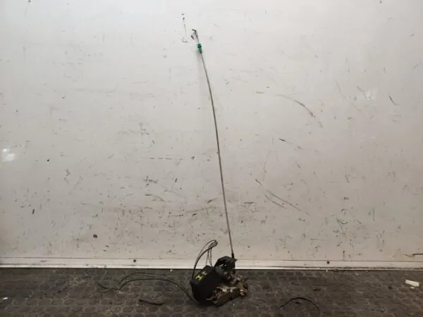 CERRADURA PUERTA DELANTERA IZQUIERDA 109251