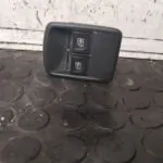 MANDO ELEVALUNAS DELANTERO IZQUIERDO 112745