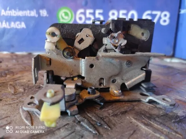 CERRADURA PUERTA DELANTERA IZQUIERDA 93494