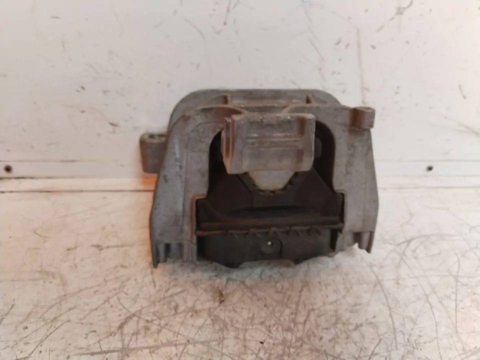 SOPORTE MOTOR 114558