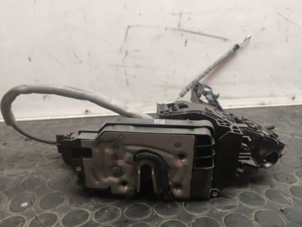 CERRADURA PUERTA DELANTERA IZQUIERDA 108146