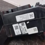 CAJA RELES / FUSIBLES 110212
