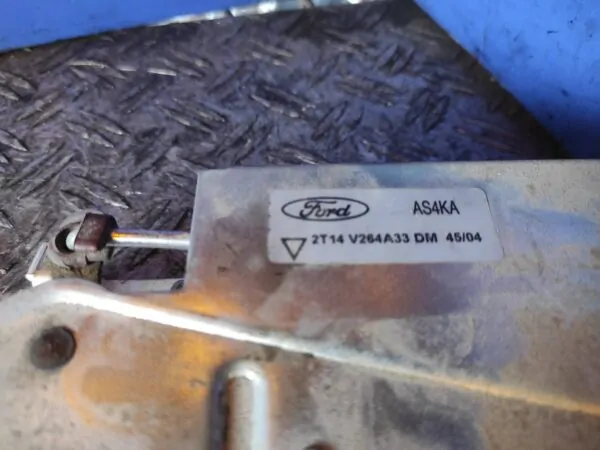 CERRADURA PUERTA TRASERA IZQUIERDA 94608