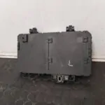 CAJA RELES / FUSIBLES 111748