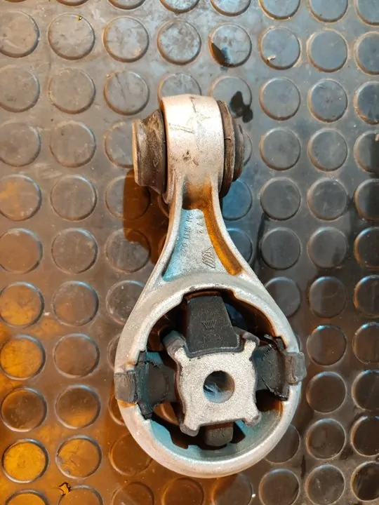 SOPORTE MOTOR 107609