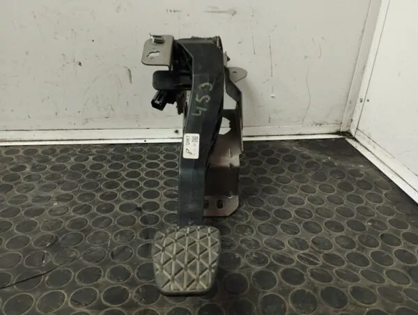 PEDAL FRENO 110521