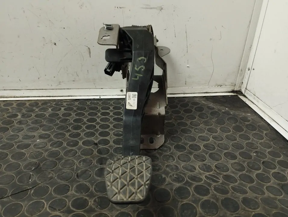 PEDAL FRENO 110521