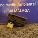 MANDO ELEVALUNAS TRASERO DERECHO 96710