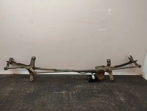MOTOR LIMPIA DELANTERO 104906