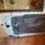 PUERTA DELANTERA IZQUIERDA 112101