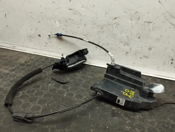 CERRADURA PUERTA DELANTERA DERECHA 109437