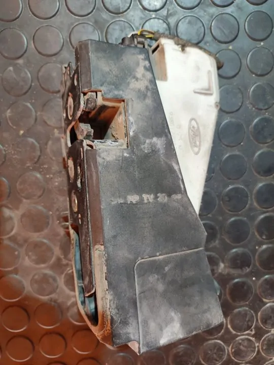 CERRADURA PUERTA DELANTERA DERECHA 105926