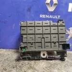 CAJA RELES / FUSIBLES 103997