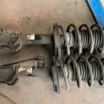 AMORTIGUADOR DELANTERO IZQUIERDO 91052