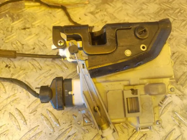 CERRADURA PUERTA TRASERA IZQUIERDA 99755