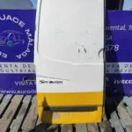 PUERTA TRASERA IZQUIERDA 95204