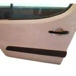 PUERTA DELANTERA IZQUIERDA 113546
